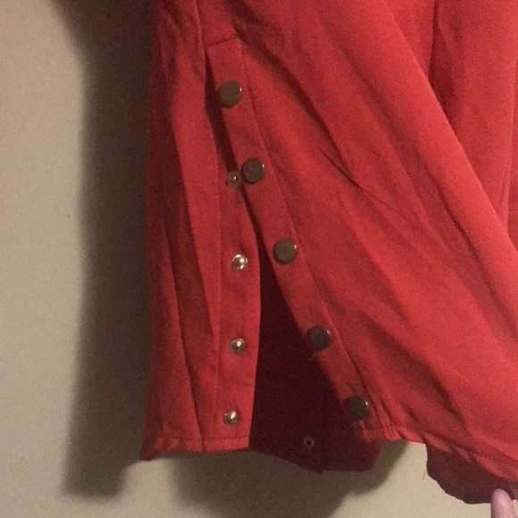 Chic me Dress shirt with button down sides - Picture 4 of 6